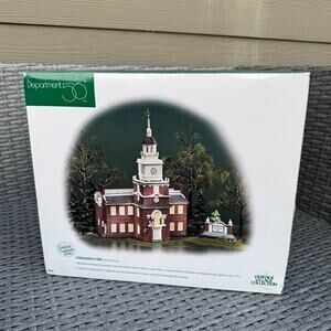 Department 56 Heritage Historical Landmark Series - Independence Hall - 2 Pc Set